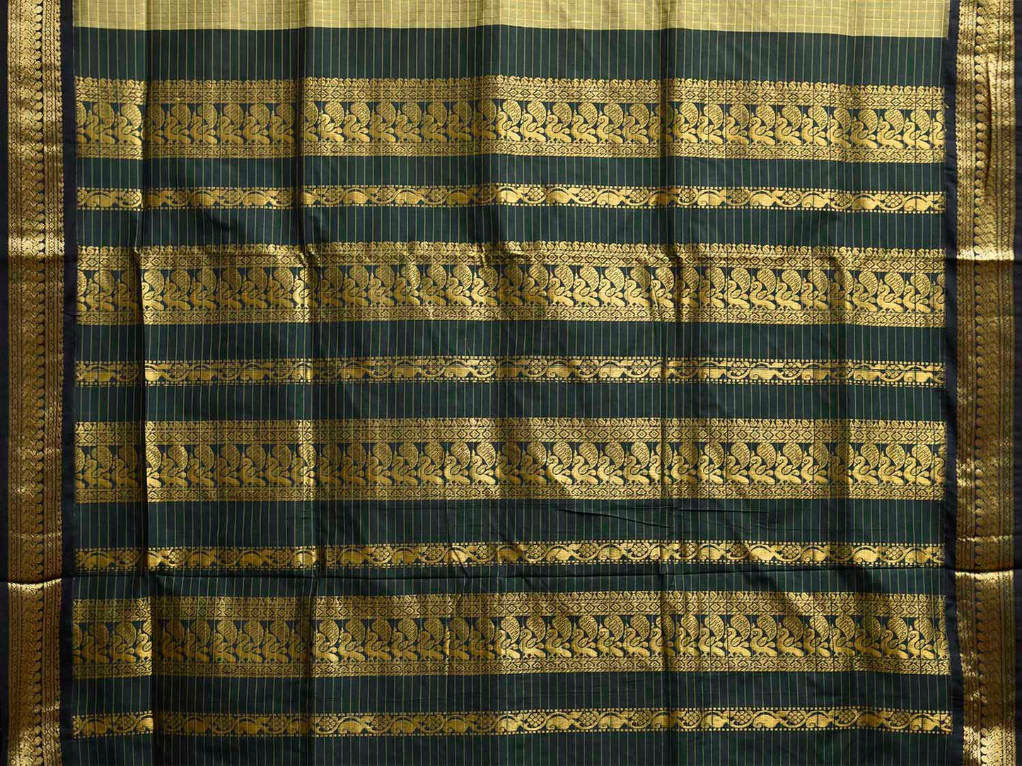 Light Green and Dark Green Gadwal Cotton Viscose Saree with Checks and Pallu Design g0567