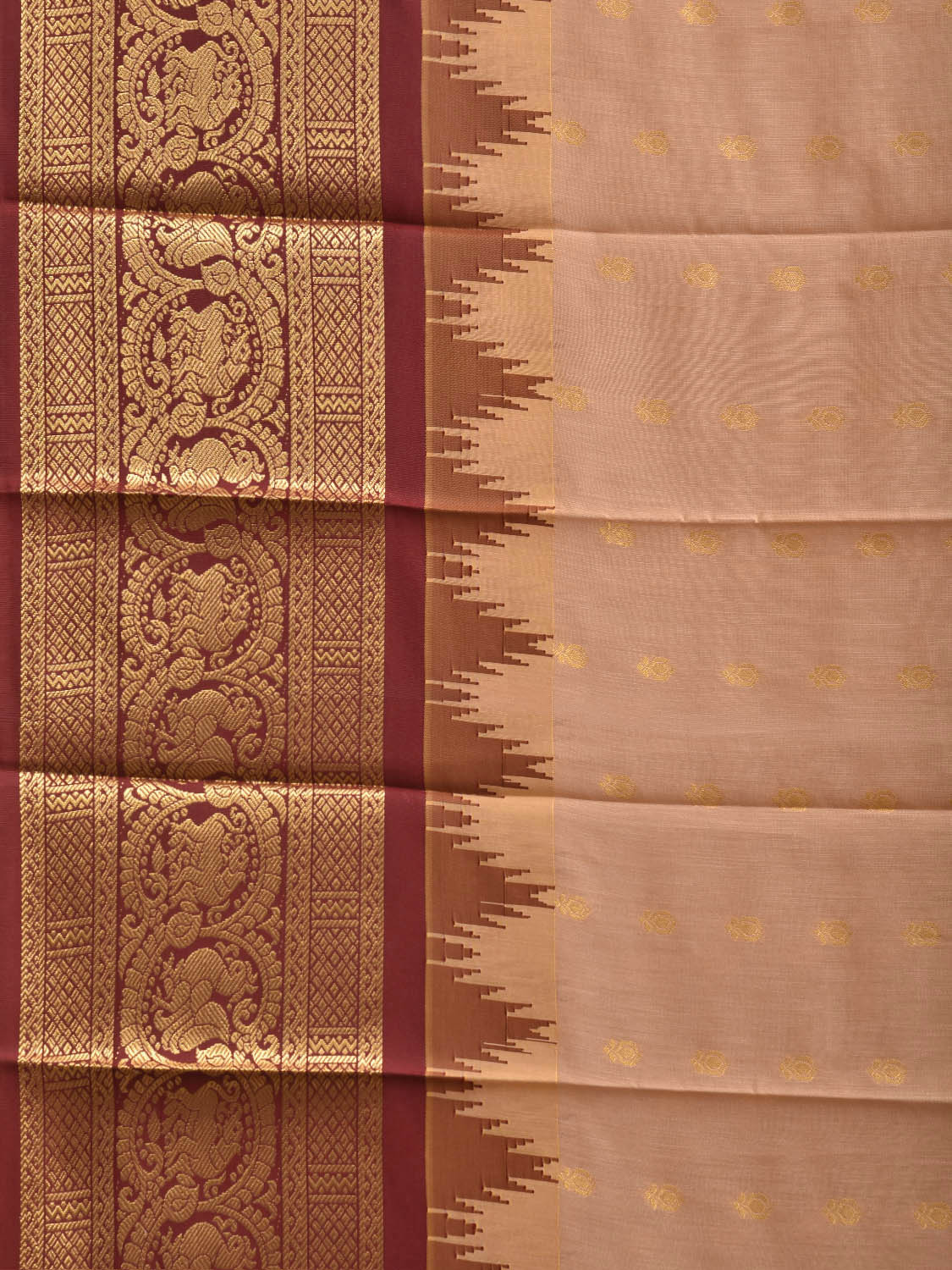Light Peach and Rust Gadwal Cotton Viscose Saree with Border and Pallu Design g0592