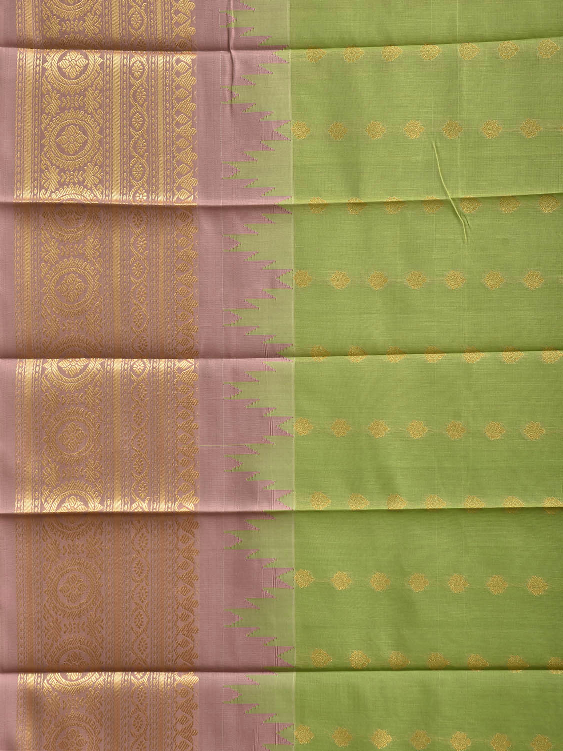 Light Green and Light Pink Gadwal Cotton Viscose Saree with Temple Border and Pallu Design g0607