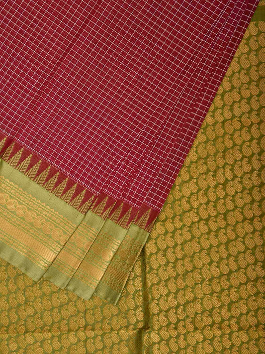 Maroon and Green Gadwal Body Cotton Viscose Pallu Saree with Checks and Border-Pallu Design No Blouse g0643