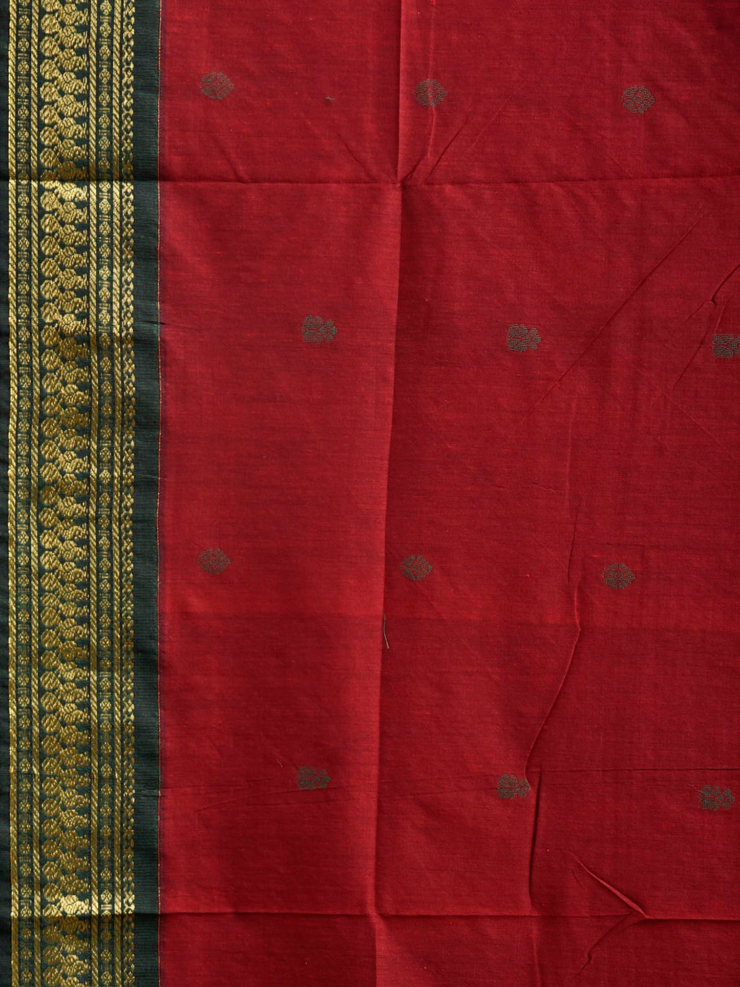 Dark Red and Green Gadwal Cotton Viscose Saree with Pallu Design g0648