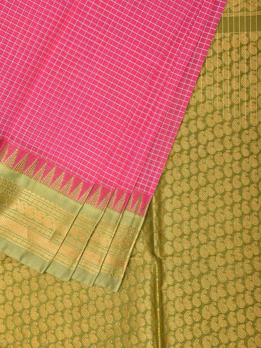 Pink and Light Green Gadwal Cotton Viscose Saree with Checks and Pallu Design No Blouse g0671