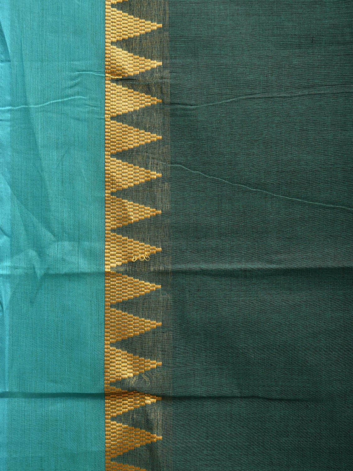 Green and Blue Kanchipuram Cotton Plain Saree with Temple Border Design k0618