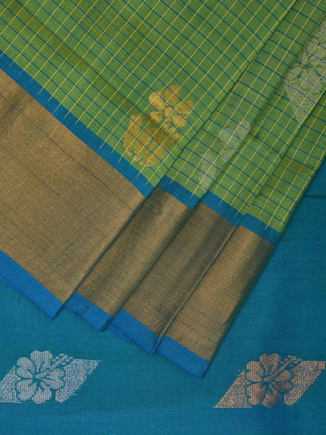 Green and Blue Uppada Plain Silk Handloom Saree with Buta and Contrast Pallu Design u2245