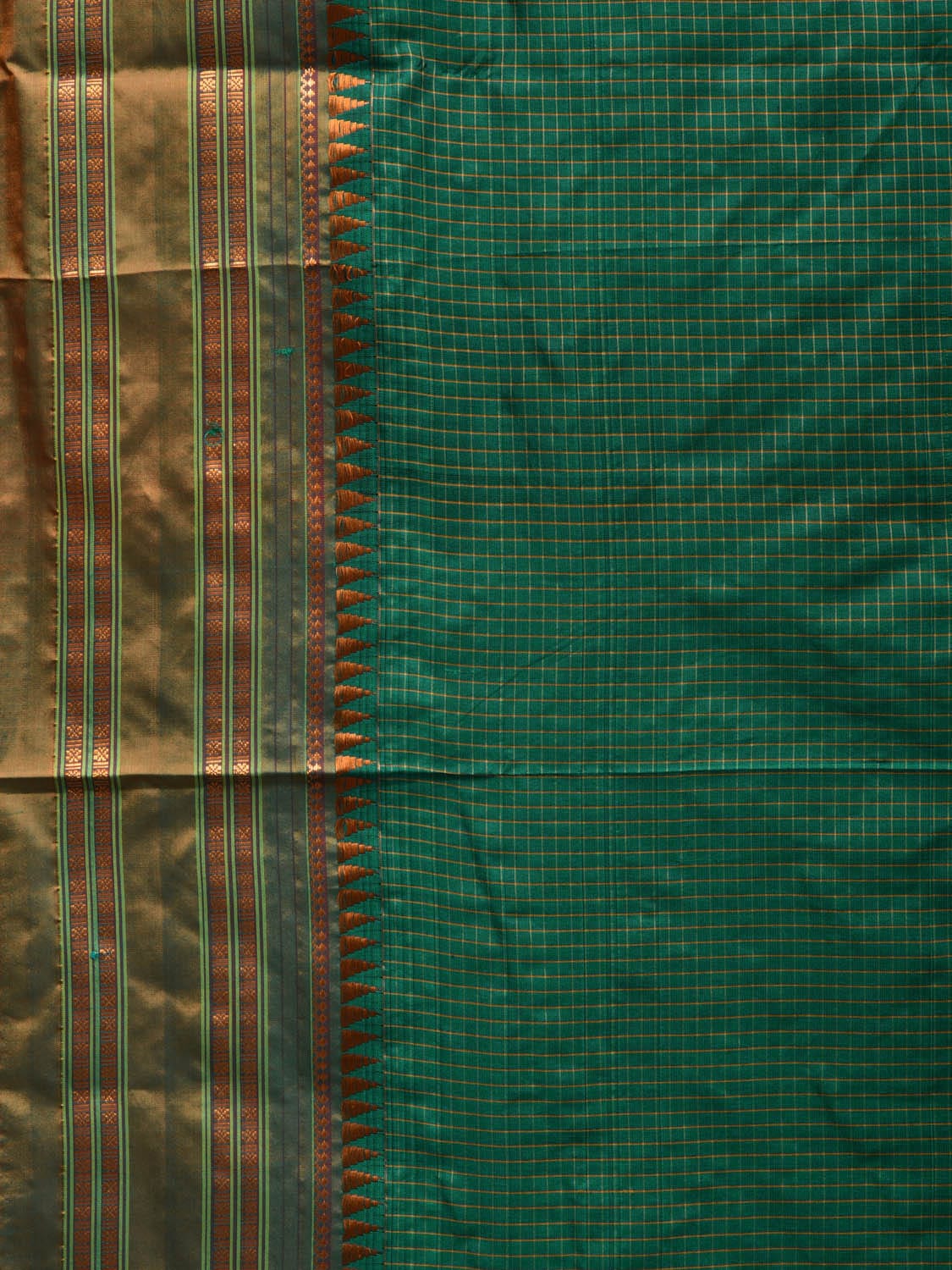 Green and Mustard Narayanpet Silk Handloom Plain Saree with Traditional Border Design No Blouse np0581