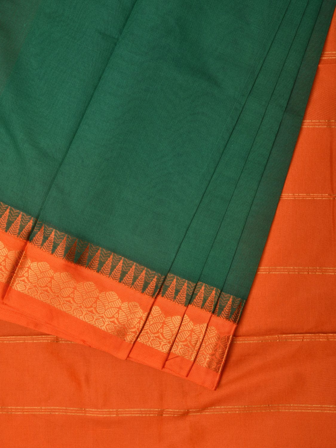 Green and Orange Gadwal Cotton Plain Saree with Small Border Design No Blouse g0346
