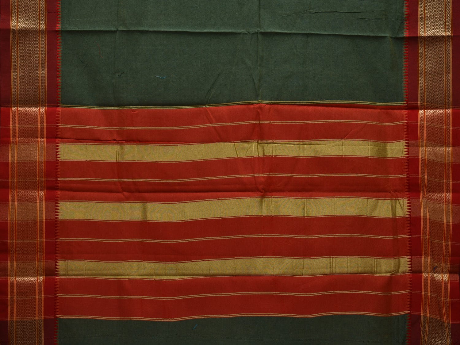 Green and Red Bamboo Cotton Plain Saree with Zari Border Design bc0046