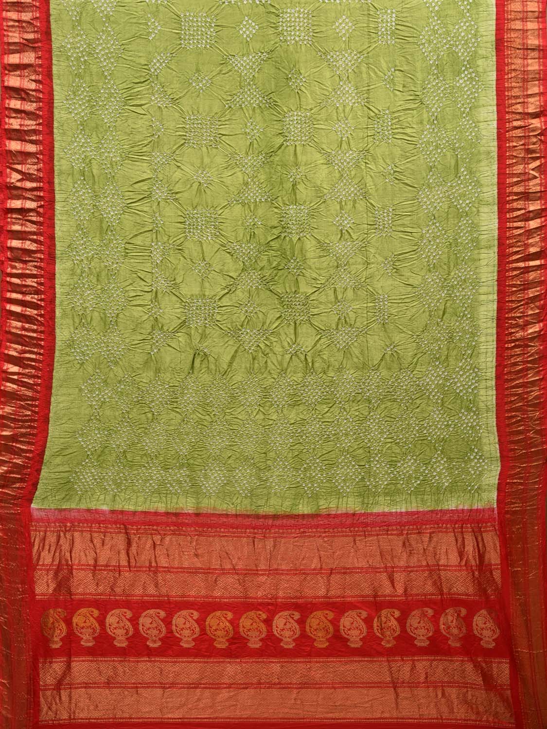 Green and Red Bandhani Gadwal Silk Handloom Saree with Mango Pallu Design bn0374