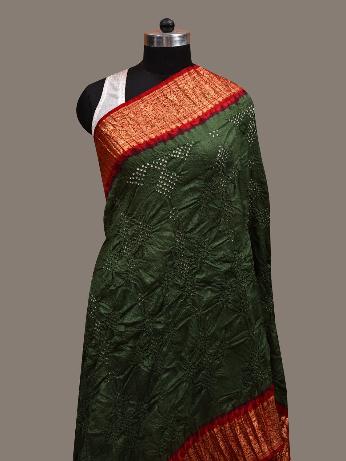 Green and Red Bandhani Kanchipuram Silk Handloom Dupatta with Border Design ds2920