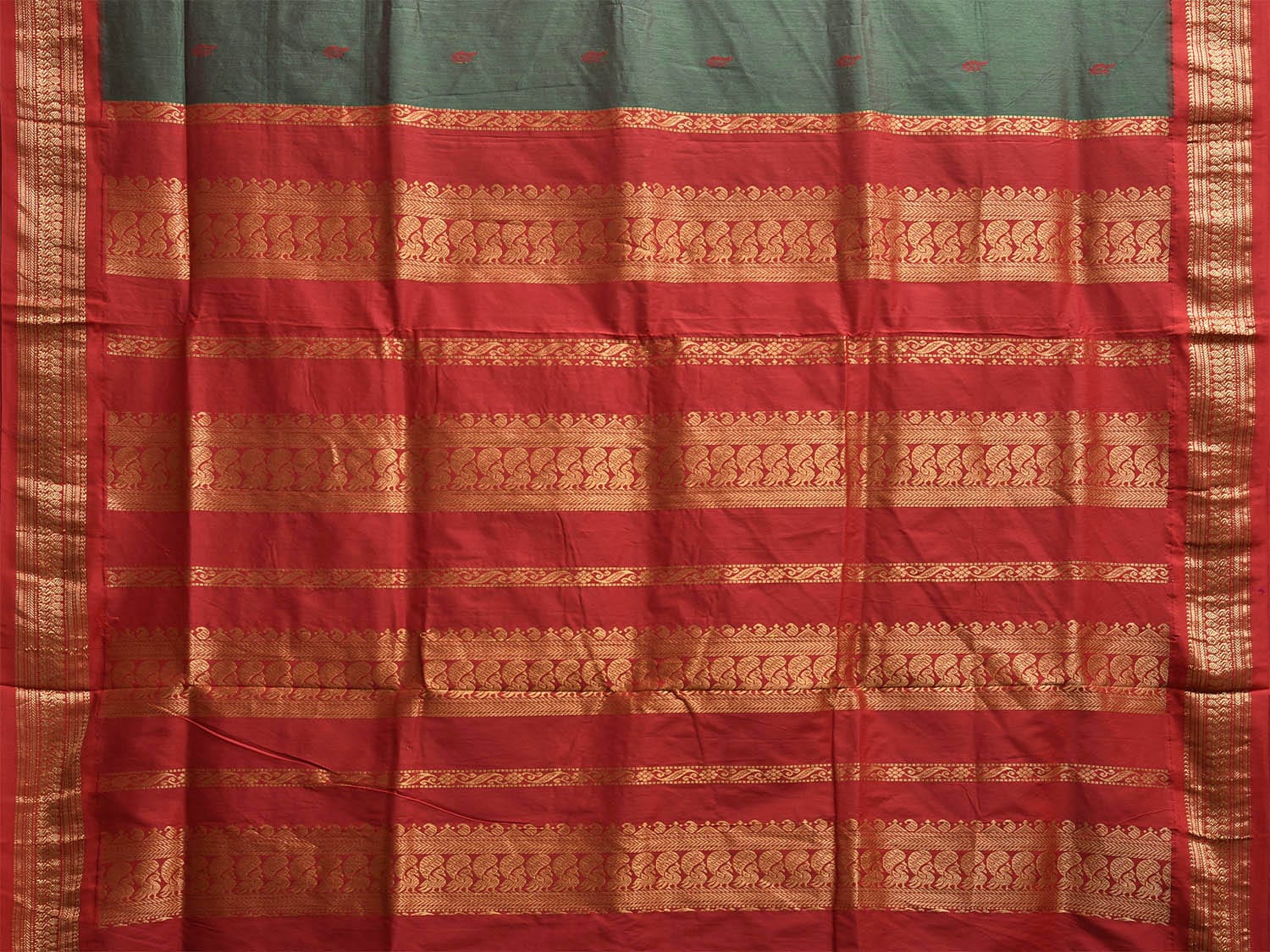 Green and Red Gadwal Cotton Viscose Saree with Border and Pallu Design g0475