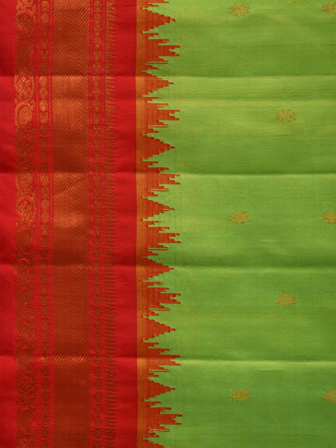Green and Red Gadwal Silk Handloom Saree with Flower Pallu and Temple Border Design g297