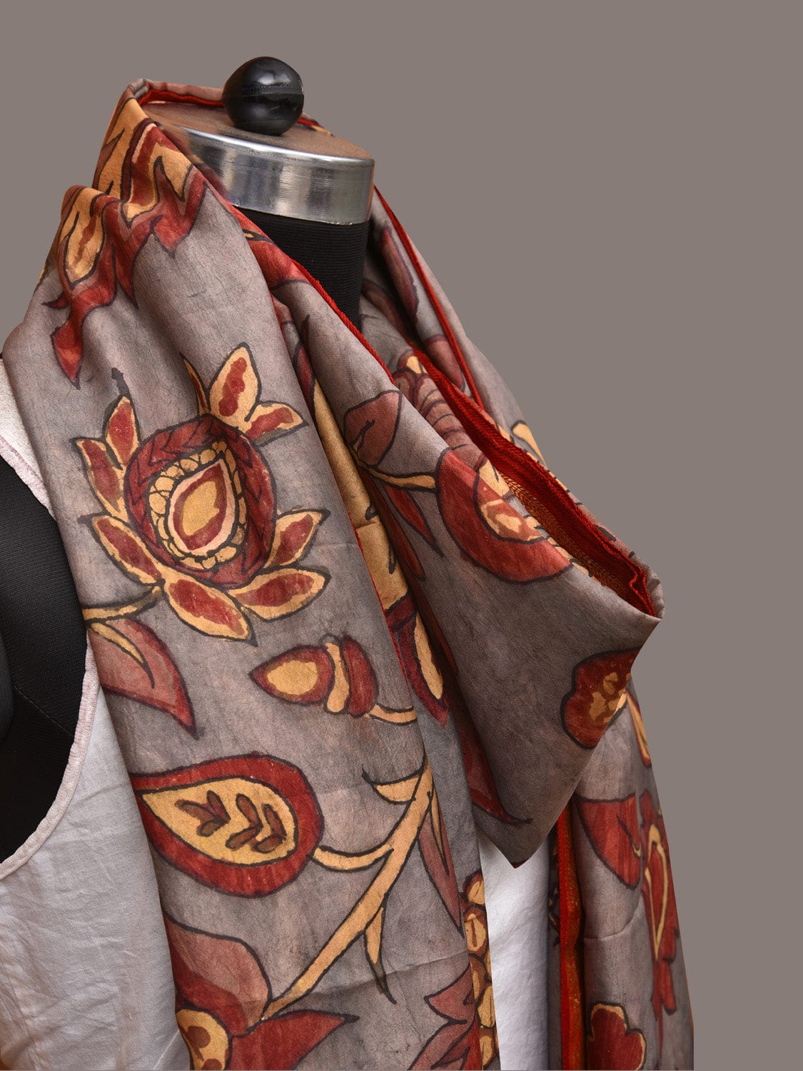 Green and Red Kalamkari Hand Painted Kanchipuram Silk Handloom Dupatta with Floral Design ds3535