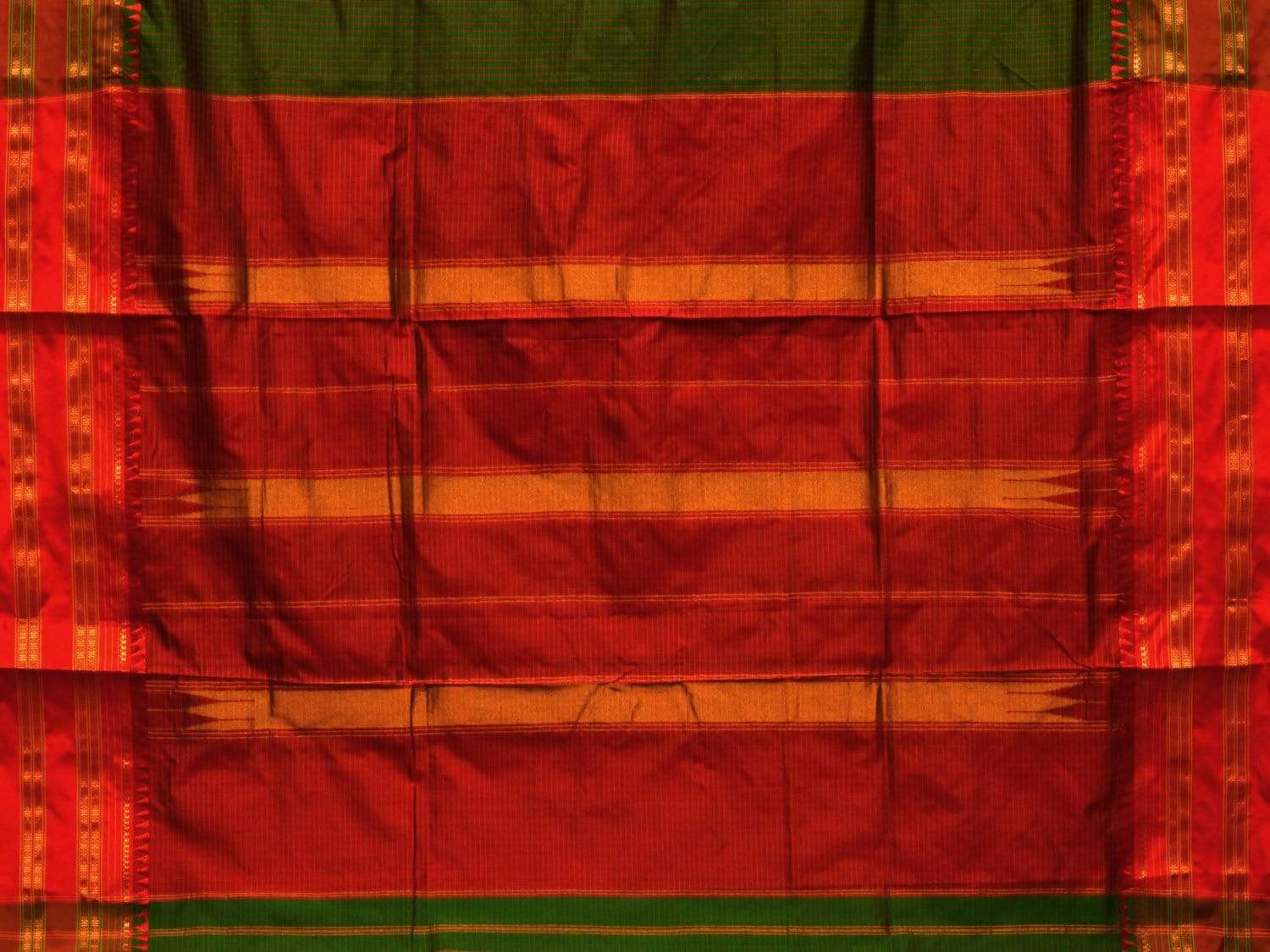 Green and Red Narayanpet Silk Handloom Saree with Checks Design No Blouse np0445