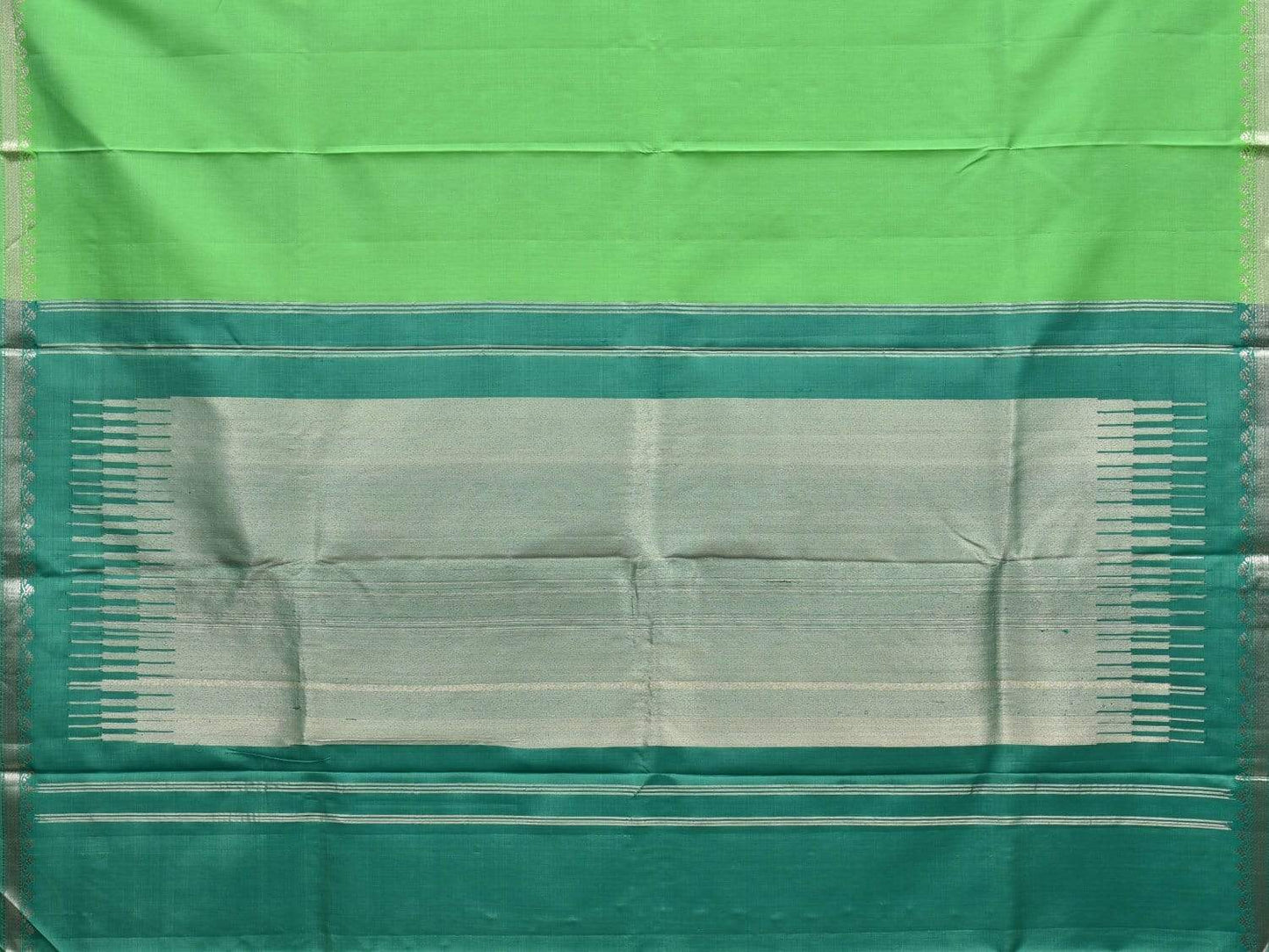 Green and Teal Kanchipuram Silk Handloom Plain Saree with Small Border Design k0509