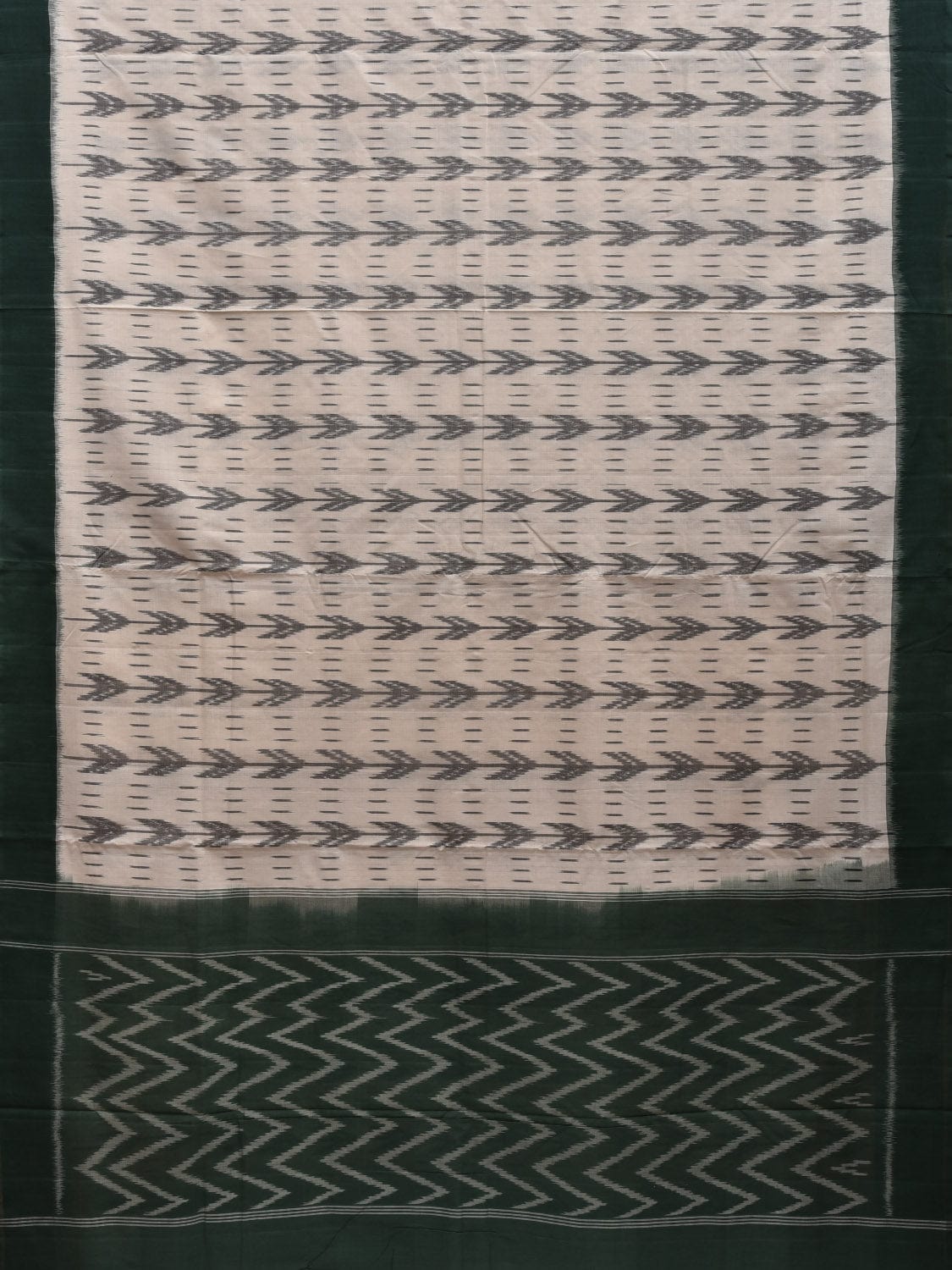 Green and White Pochampally Ikat Cotton Handloom Saree with Arrow Head Design i0656