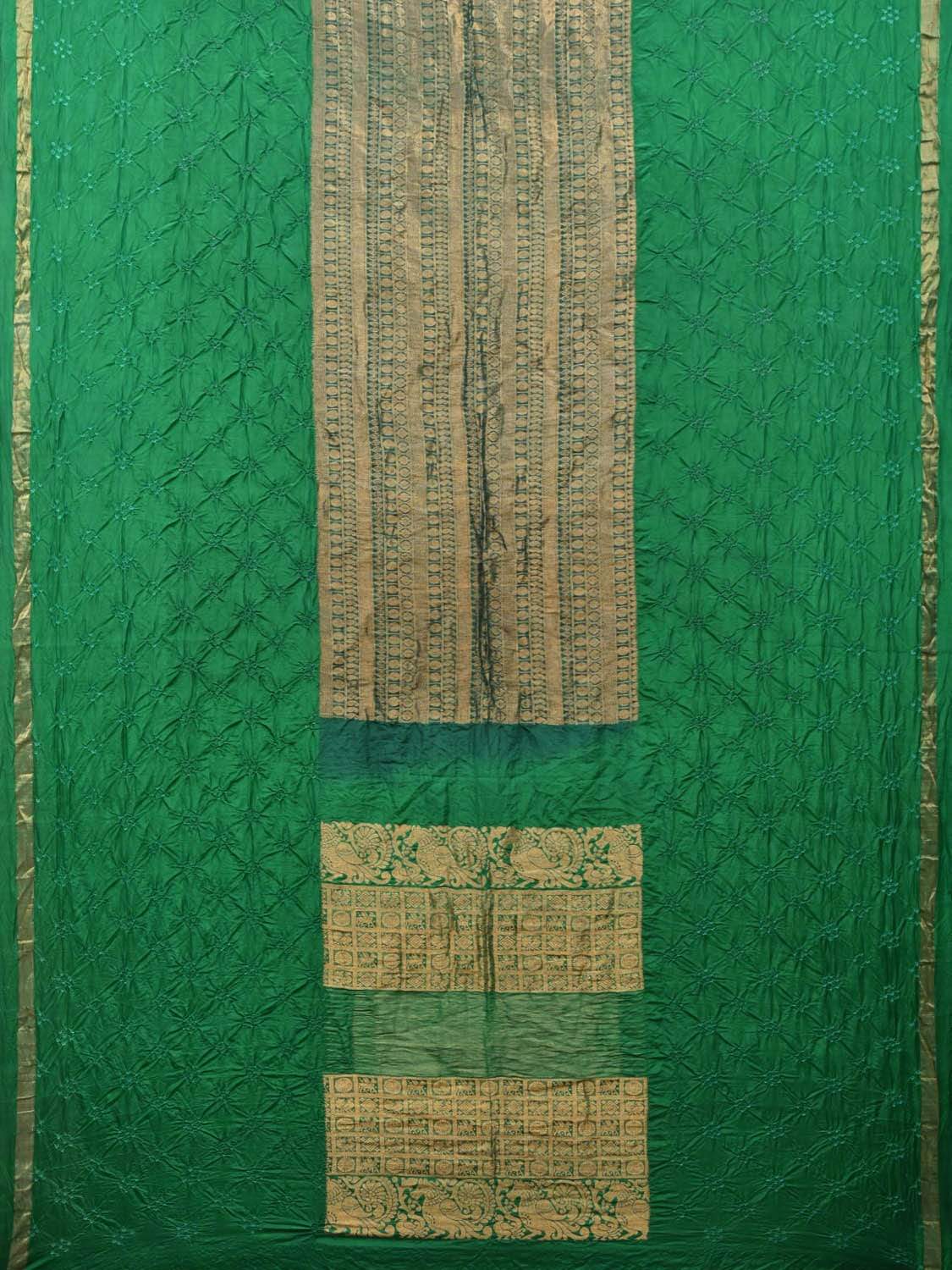 Green Bandhani Kanchipuram Silk Handloom Saree with Middle Brocade Design bn0196