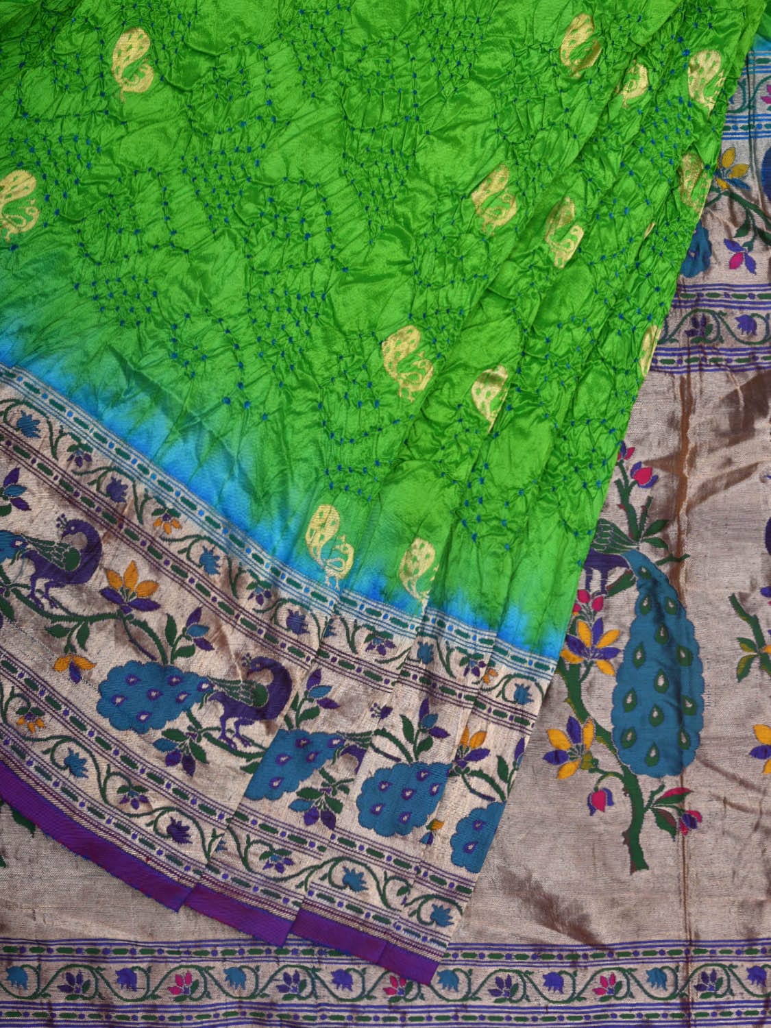 Green Bandhani Paithani Silk Handloom Saree with Border and Pallu Peacocks Design bn0398