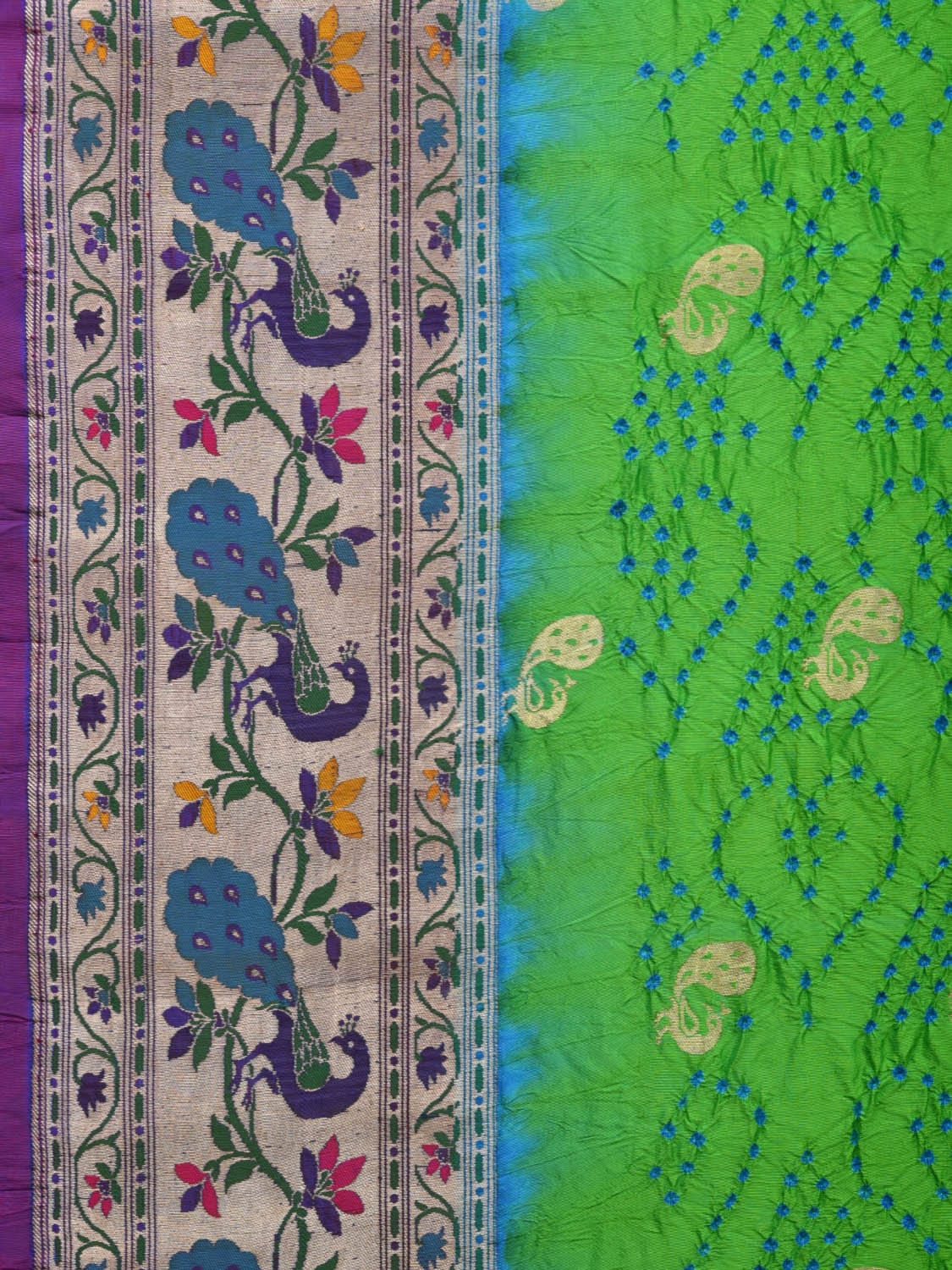 Green Bandhani Paithani Silk Handloom Saree with Border and Pallu Peacocks Design bn0398