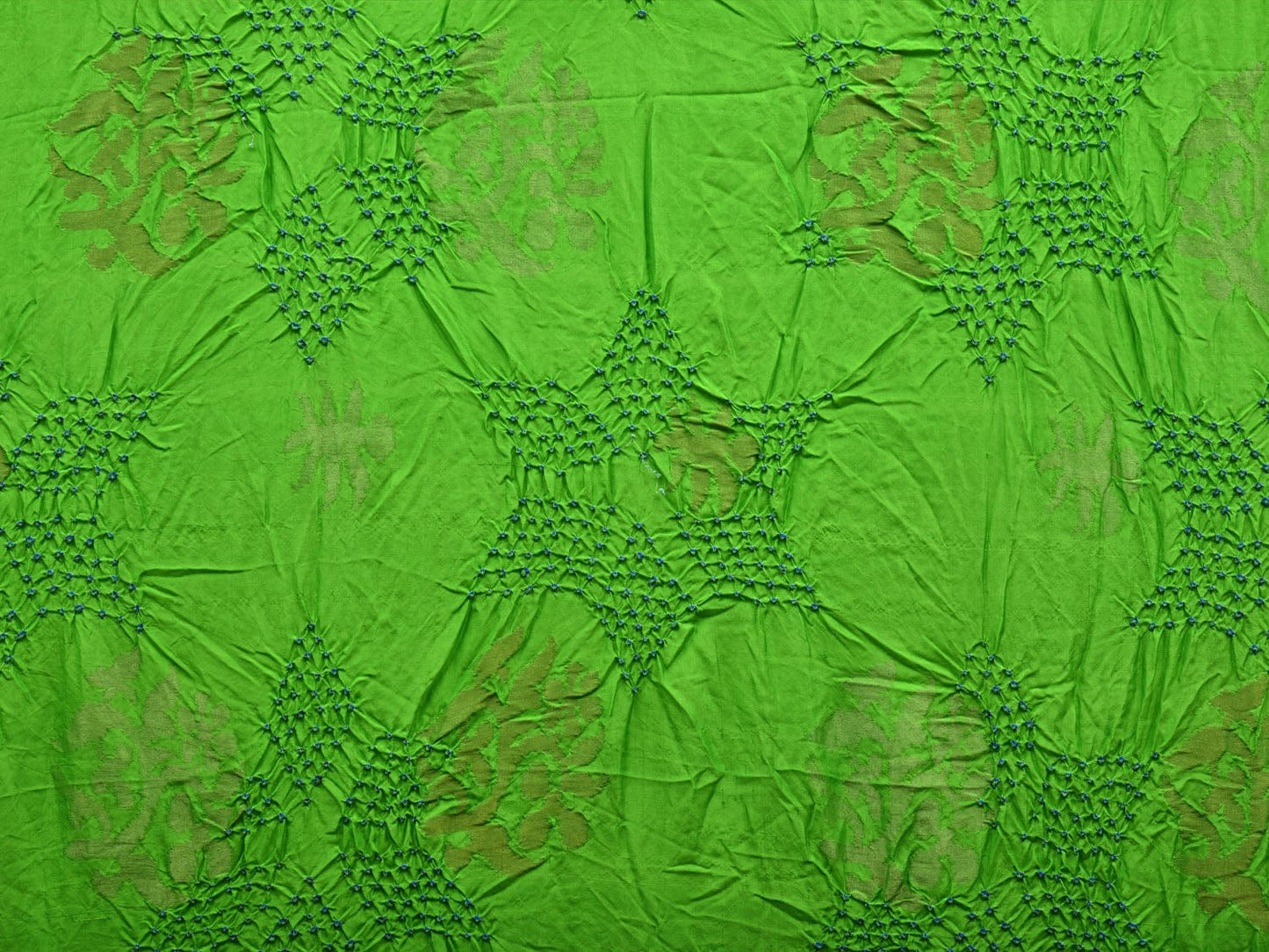 Green Bandhani Uppada Silk Handloom Saree with Big Nilambari Buta Design bn0337