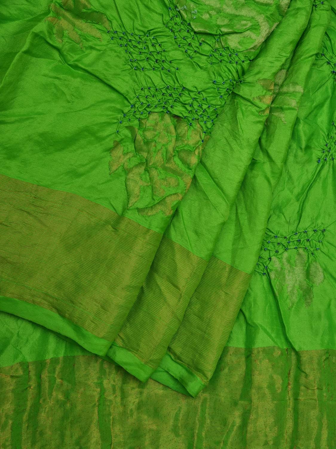 Green Bandhani Uppada Silk Handloom Saree with Big Nilambari Buta Design bn0337