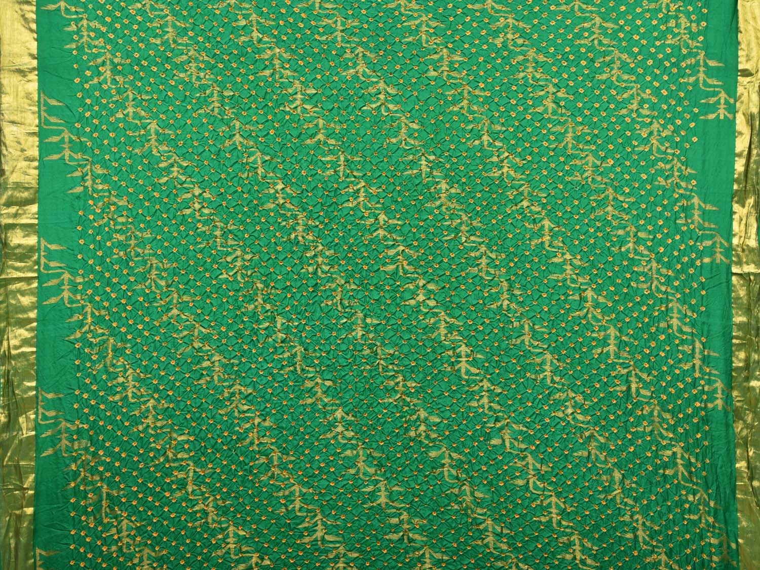 Green Bandhani Uppada Silk Handloom Saree with Diagonal Design bn0179
