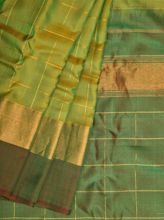 Green Gadwal Silk Handloom Saree with Checks Design g0266