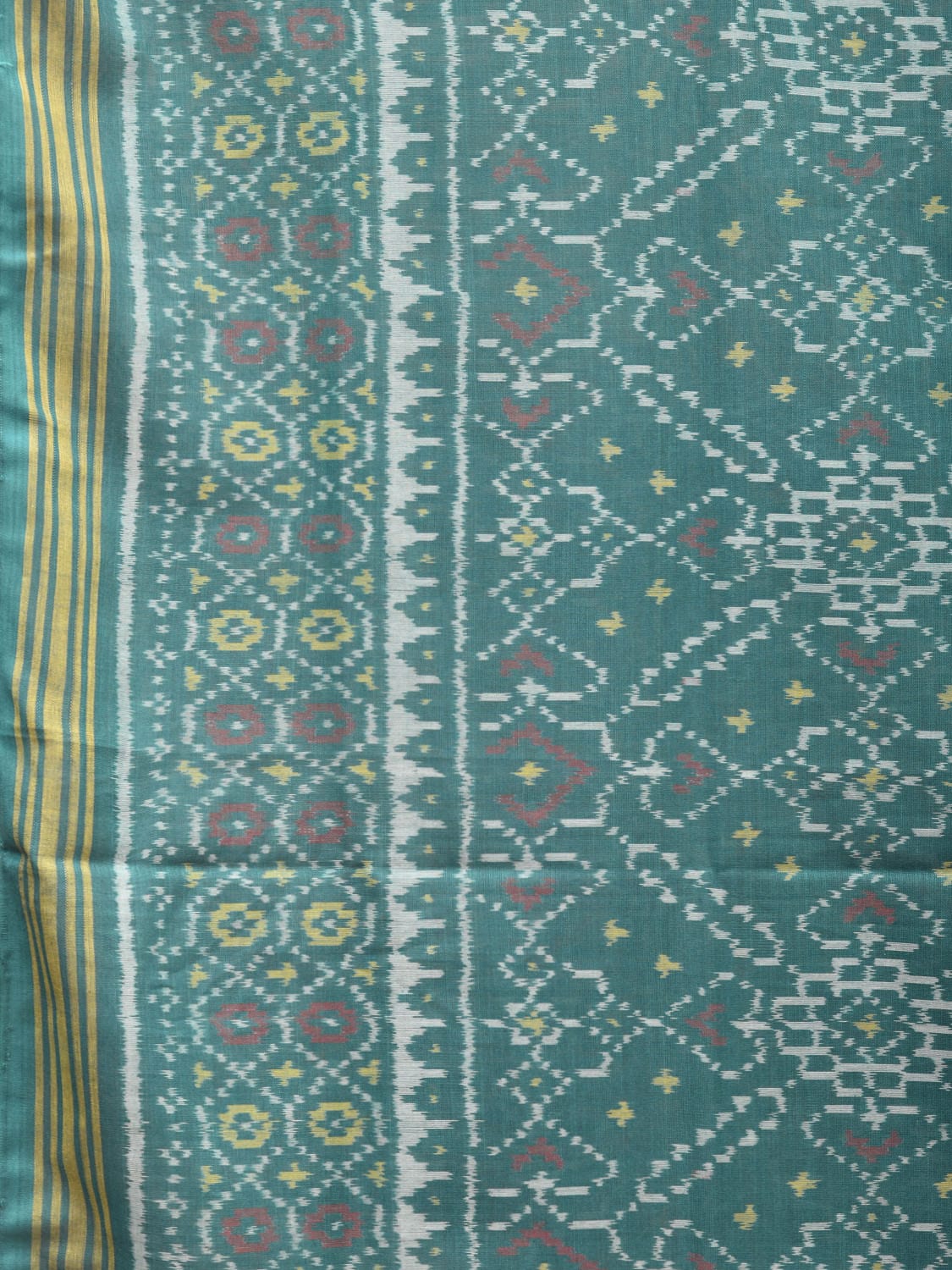 Green Ikat Cotton Handloom Saree with All Over Grill Design i0773