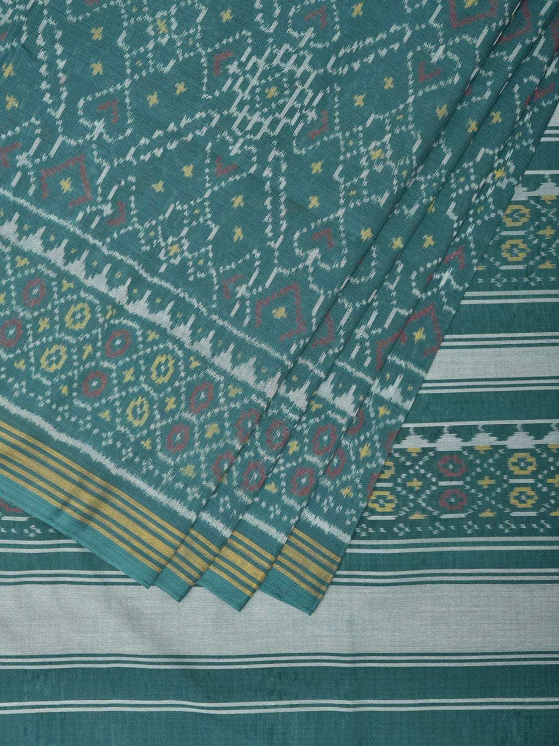 Green Ikat Cotton Handloom Saree with All Over Grill Design i0773