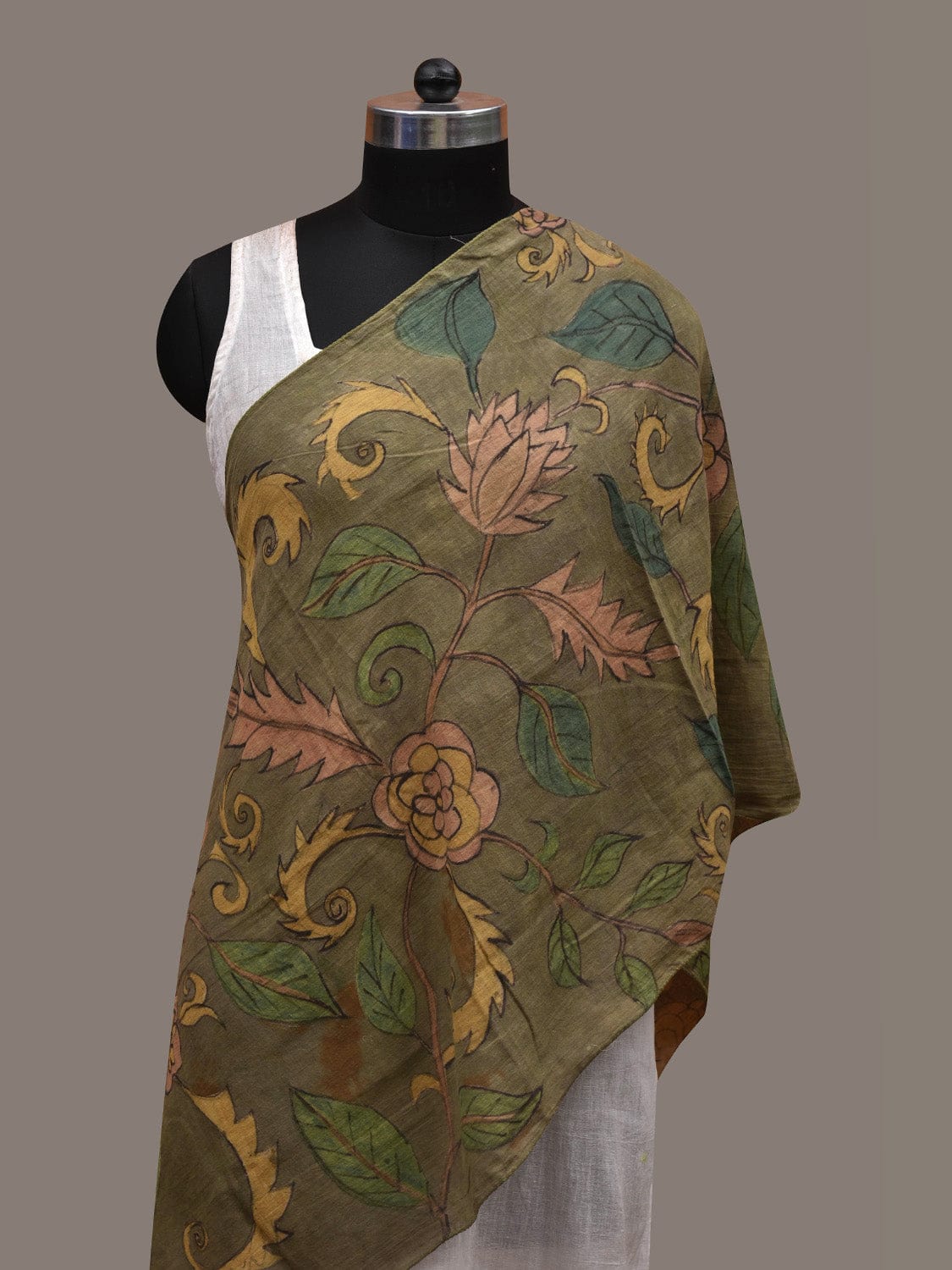Green Kalamkari Hand Painted Cotton Handloom Stole with Floral Design ds2809