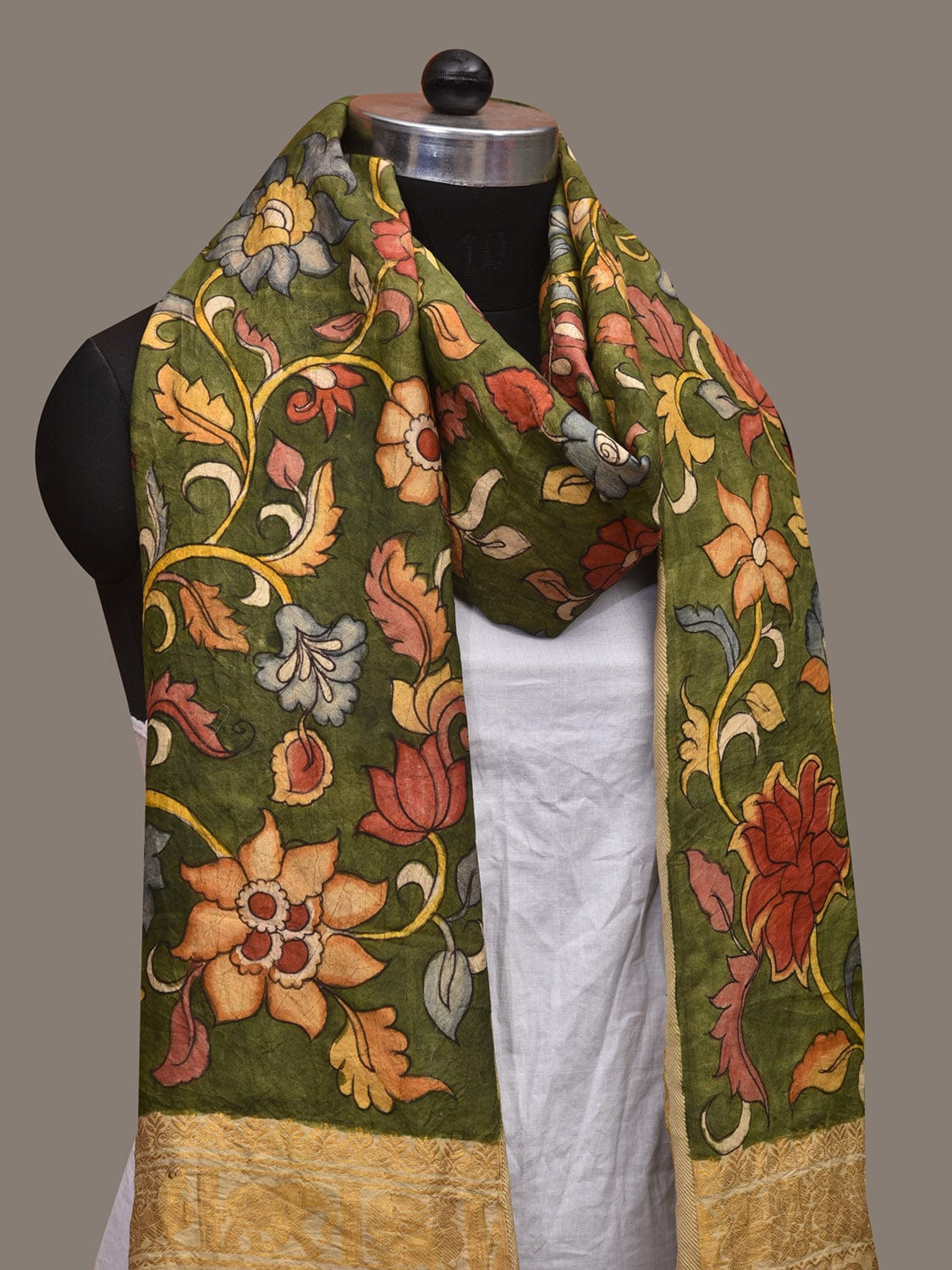 Green Kalamkari Hand Painted Kanchipuram Silk Handloom Dupatta with Floral Design ds3070