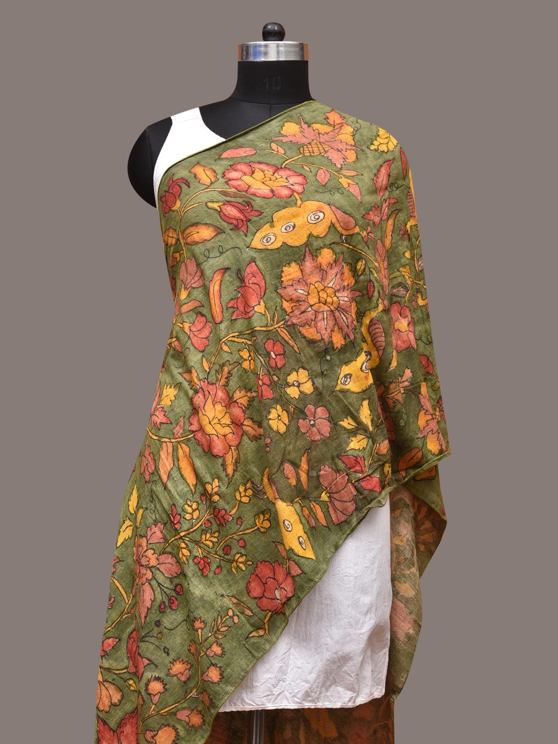 Green Kalamkari Hand Painted Sico Stole with Floral Design ds3346