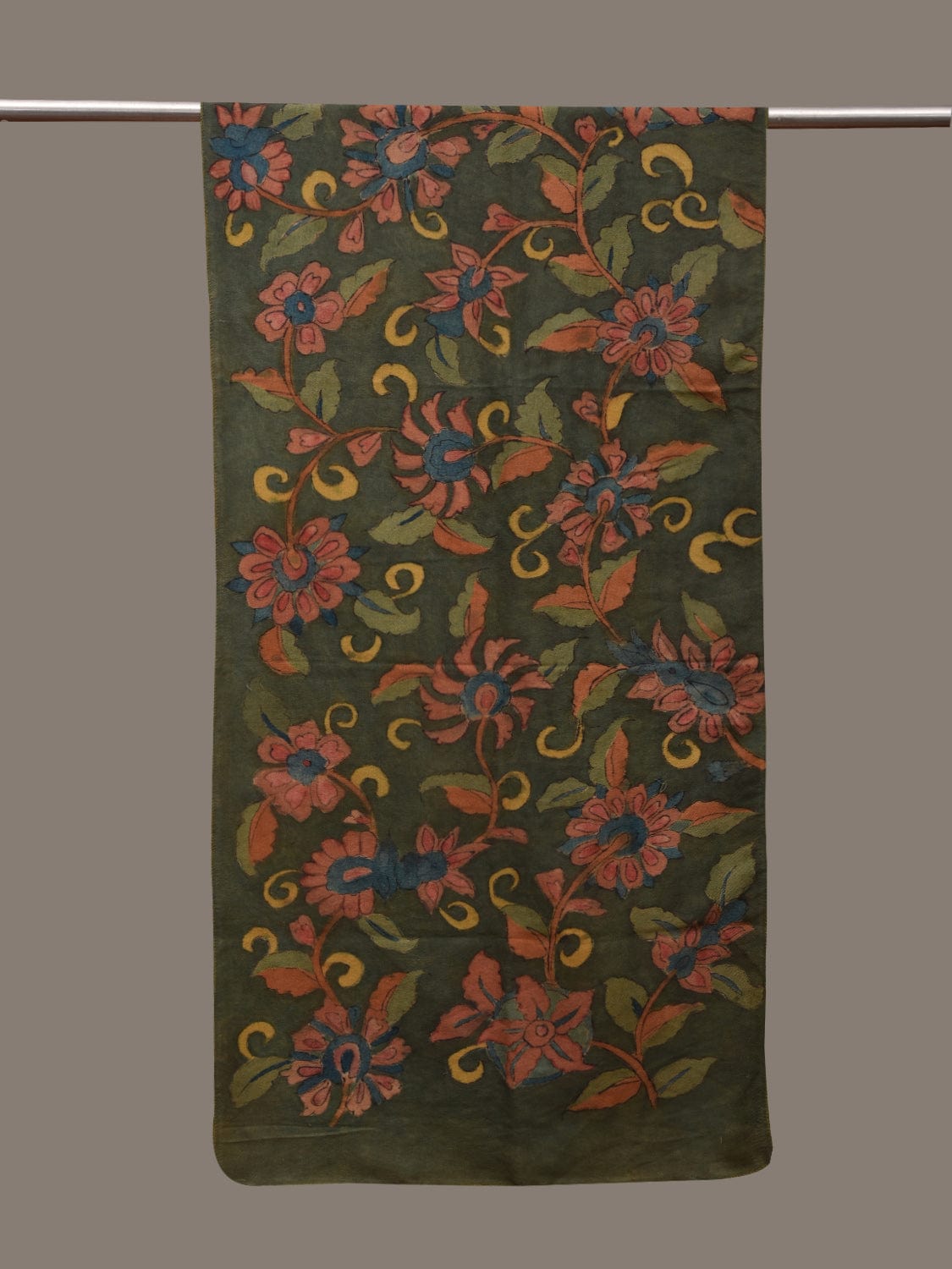 Green Kalamkari Hand Painted Woolen Handloom Stole with Floral Design ds3053