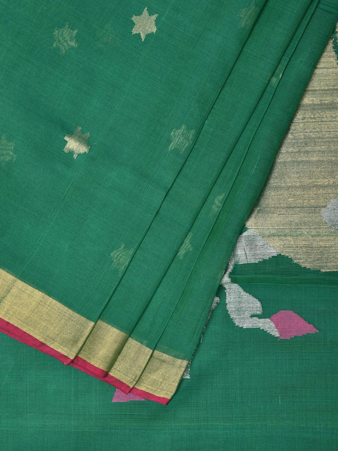Green Khadi Cotton Handloom Saree with Cows Pallu Design kh0655