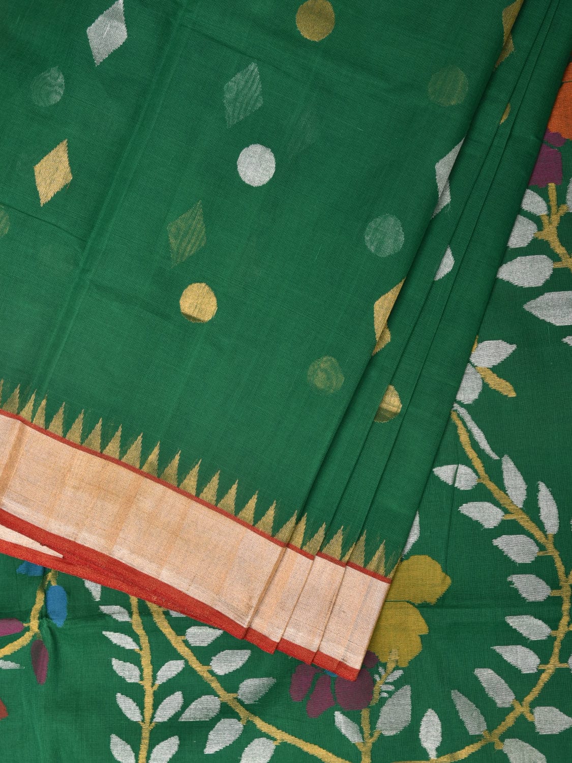 Green Khadi Cotton Handloom Saree with Flowers Pallu Design kh0661