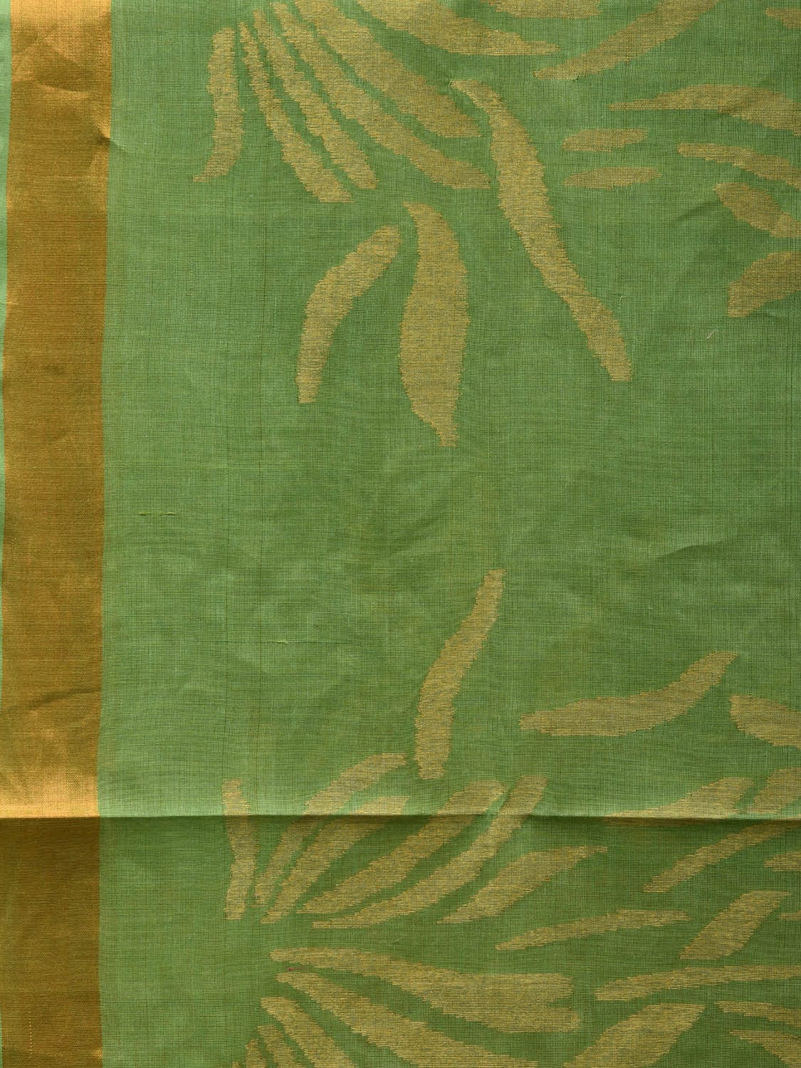 Green Khadi Cotton Handloom Saree with Peacock Pallu and Border Design kh0536