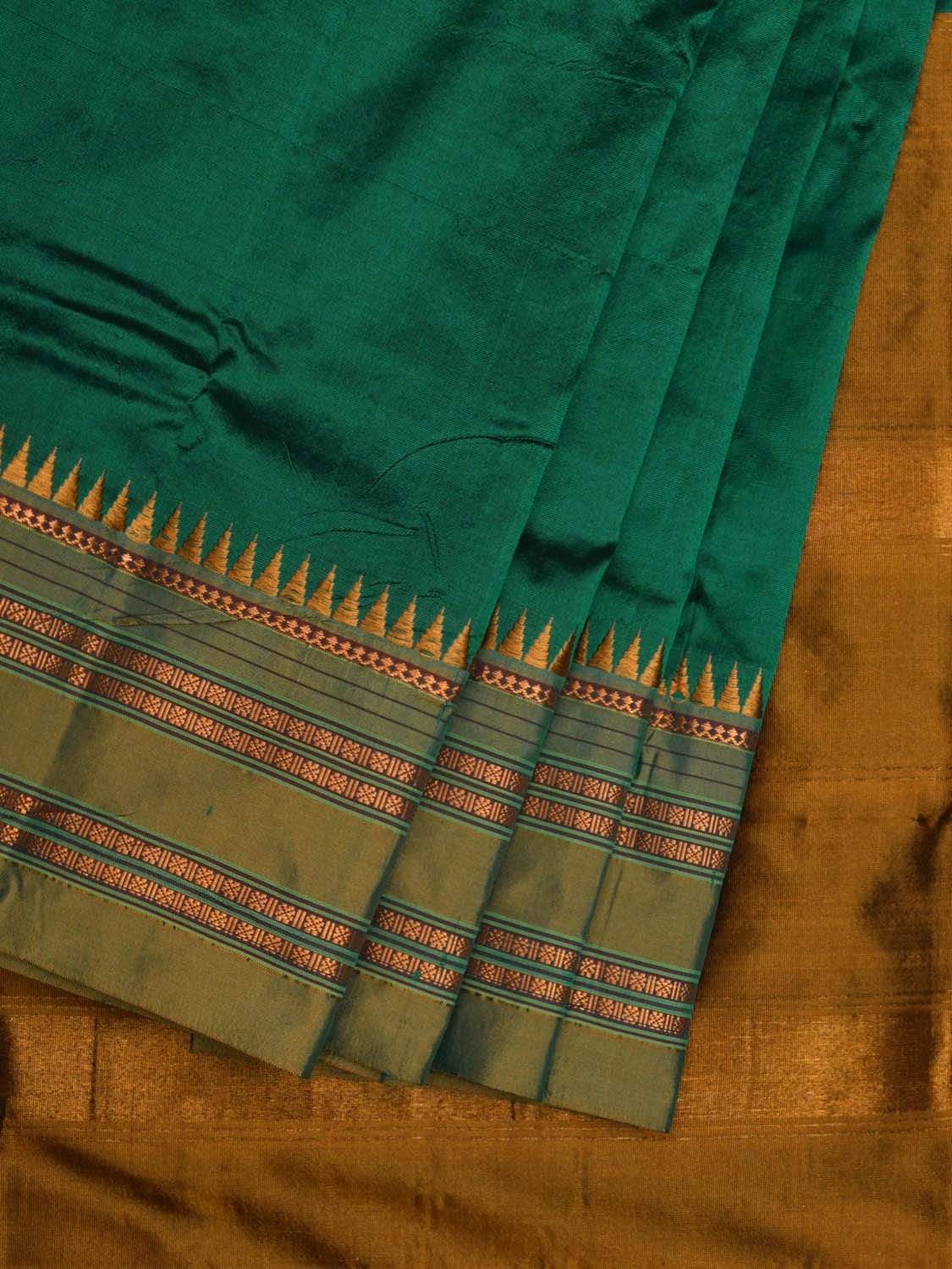 Green Narayanpet Silk Handloom Plain Saree with Traditional Border Design No Blouse np0483