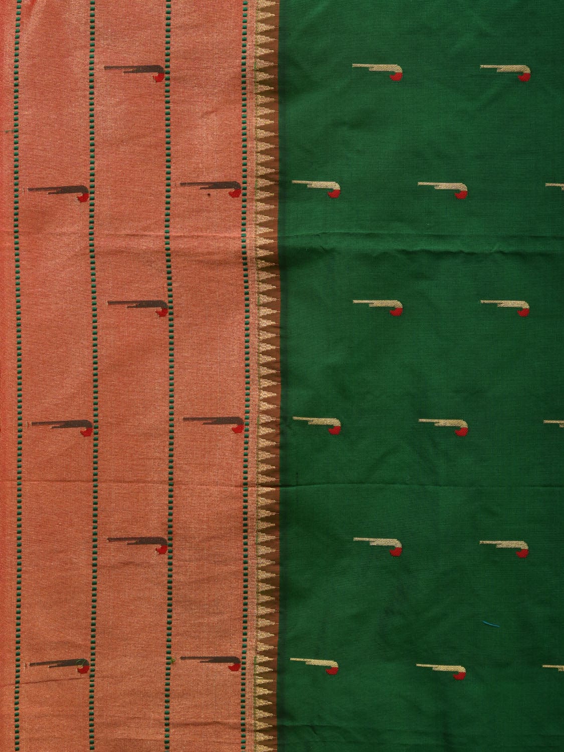 Green Paithani Silk Handloom Saree with Pallu and Triple Muniya Border Design p0476