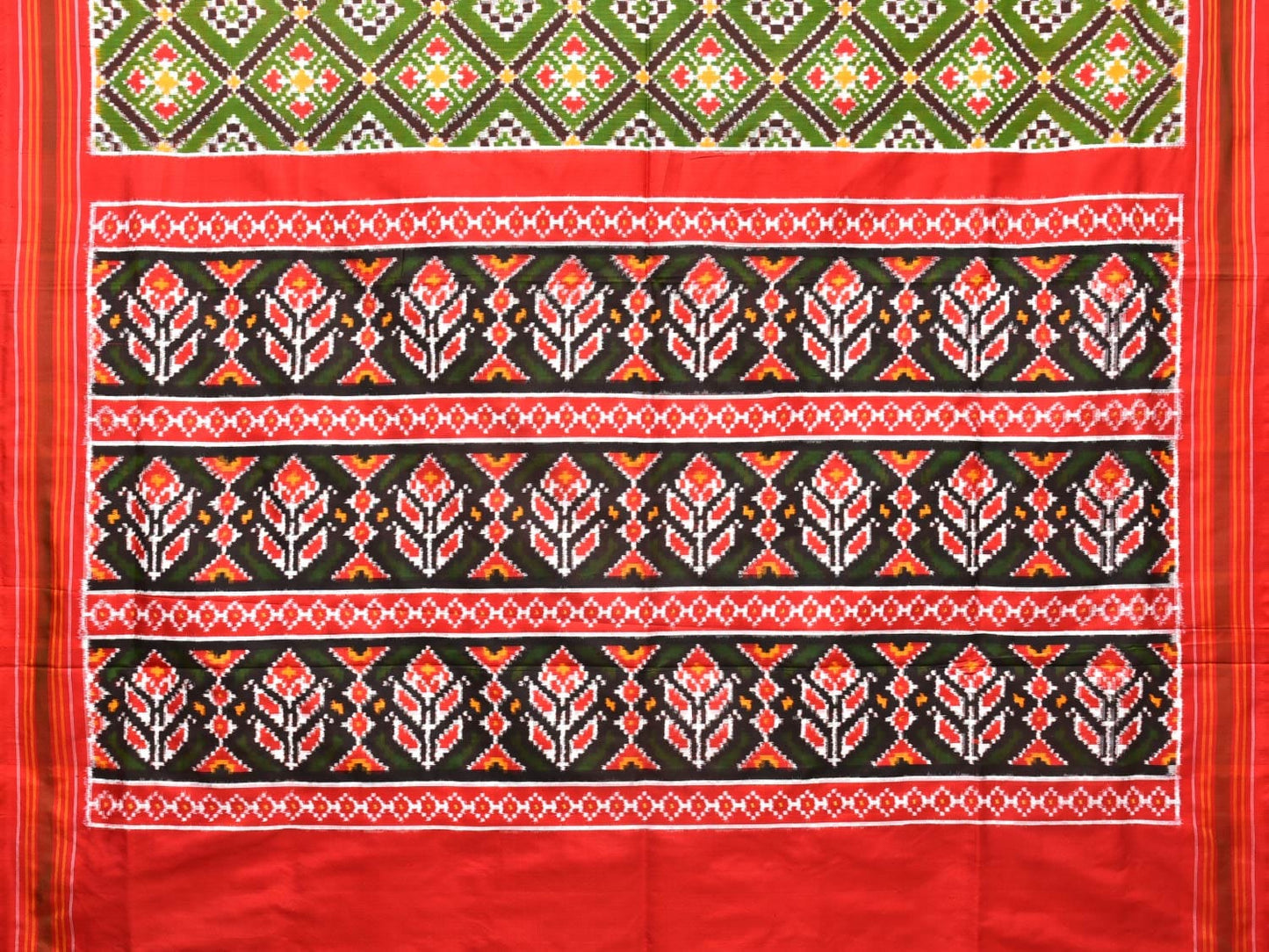 Green Pochampally Double Ikat Silk Handloom Saree with Grill Design i0755