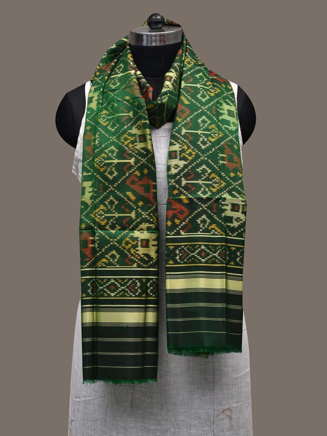 Green Pochampally Ikat Silk Handloom Dupatta with Elephant and Parrot Design ds2460