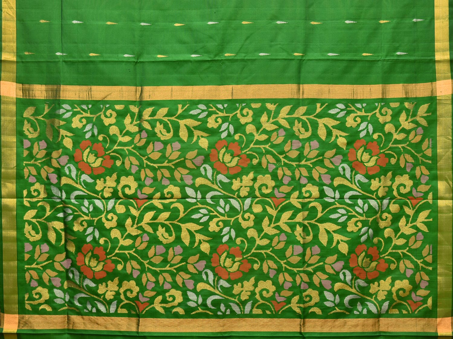 Green Uppada Silk Handloom Saree with Floral Pallu Design u2057