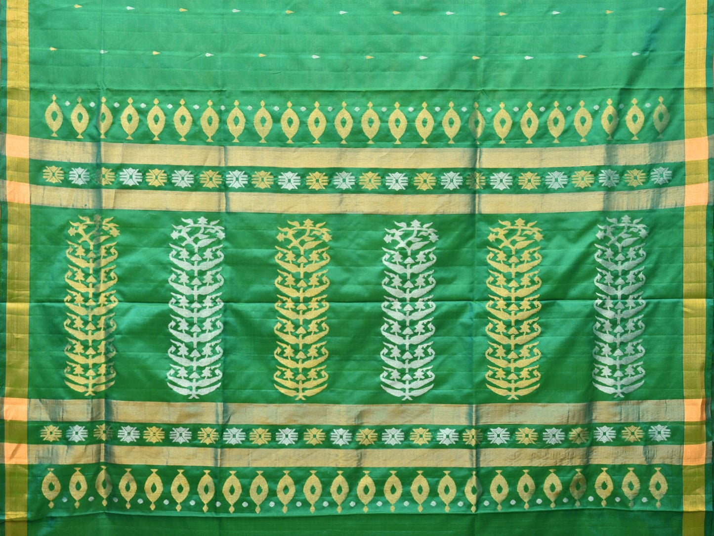 Green Uppada Silk Handloom Saree with Karpur Pallu Design u2023