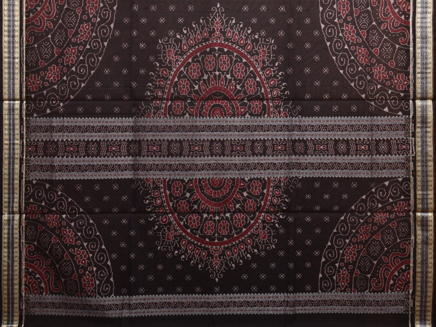 Grey and Black Ikat Cotton Silk Handloom Plain Saree with Pallu Design i0864