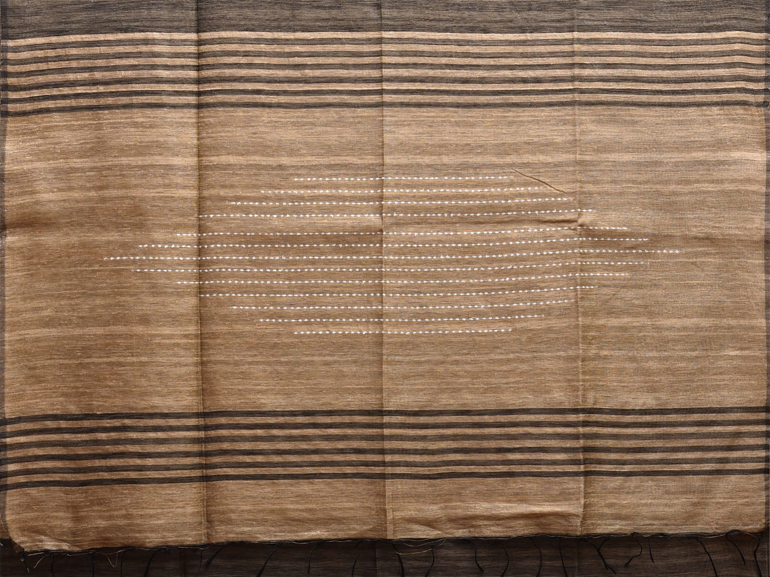 Grey and Cream Tussar Plain Saree with Strips Pallu Design o0566