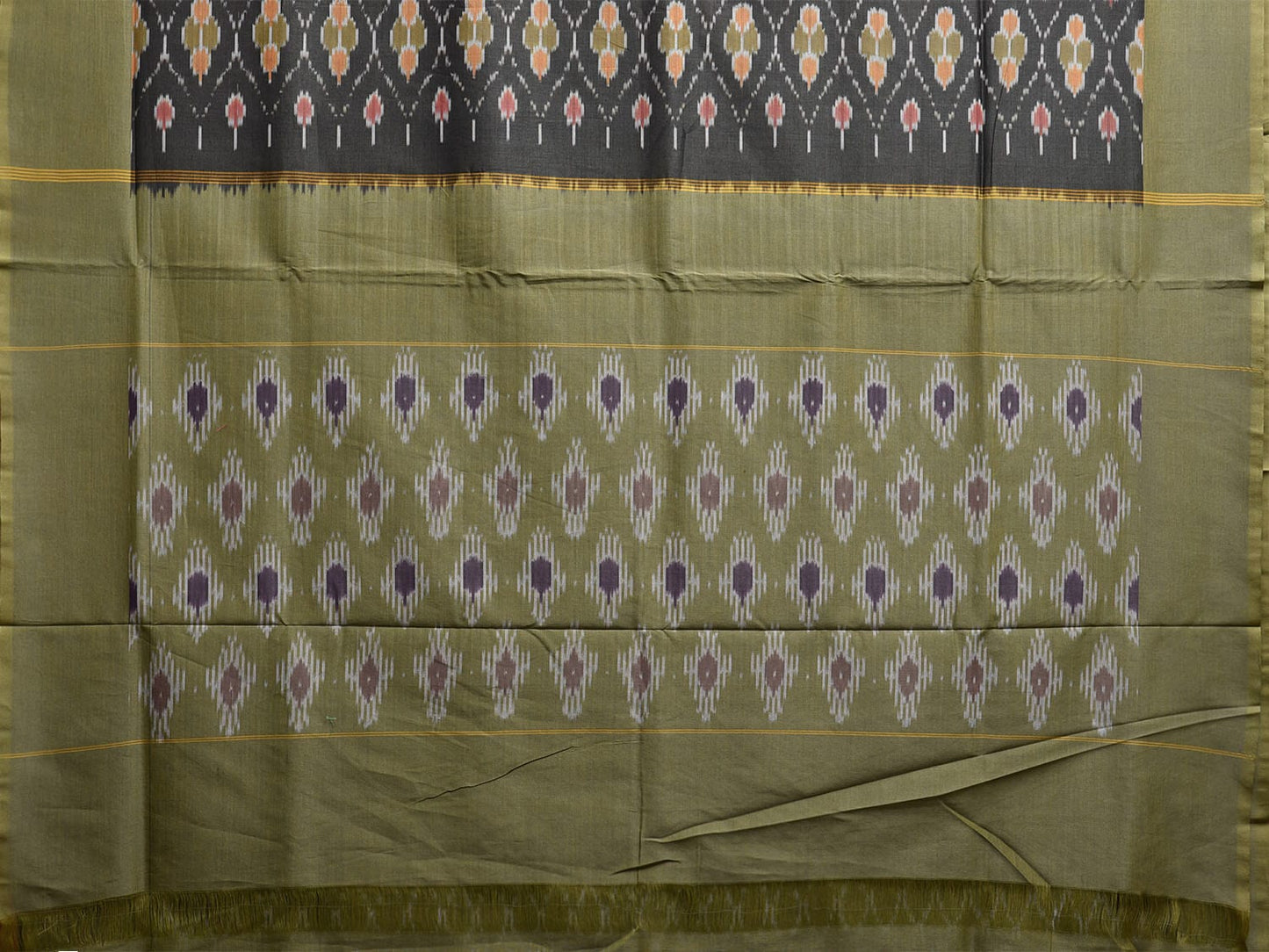 Grey and Green Pochampally Ikat Cotton Handloom Saree with All Over Body and Pallu Design i0897