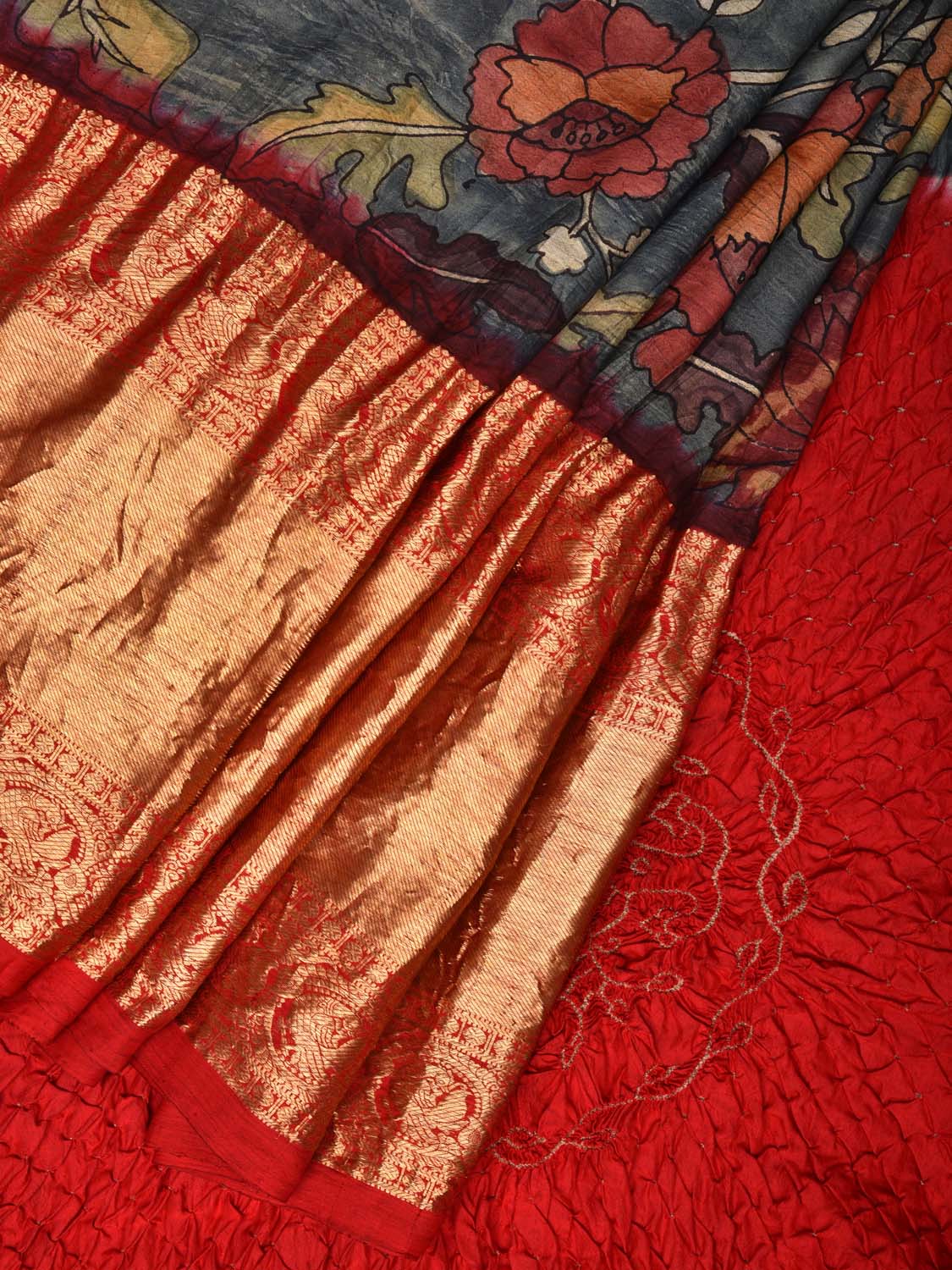 Grey and Red Kalamkari Hand Painted Kanchipuram Silk Handloom Saree with Bandhani Pallu Design KL0450