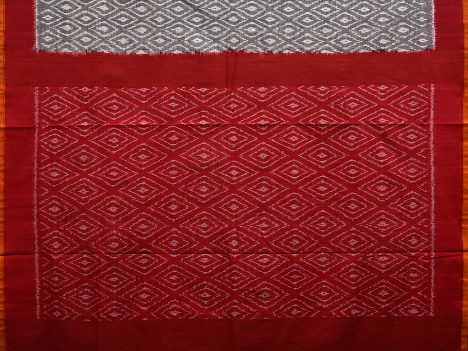 Grey and Red Pochampally Ikat Cotton Handloom Saree with Grill Design i0646
