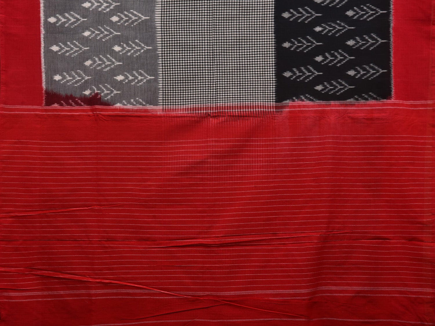 Grey and Red Pochampally Ikat Cotton Handloom Saree with Triple All Over Design i0724