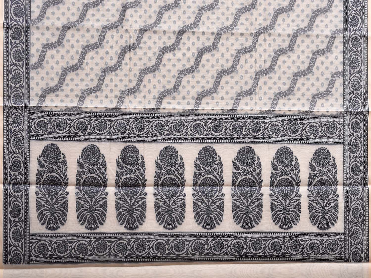 Grey and White Dhakai Jamdani Cotton Viscose Saree with Diagonal Design dj0039