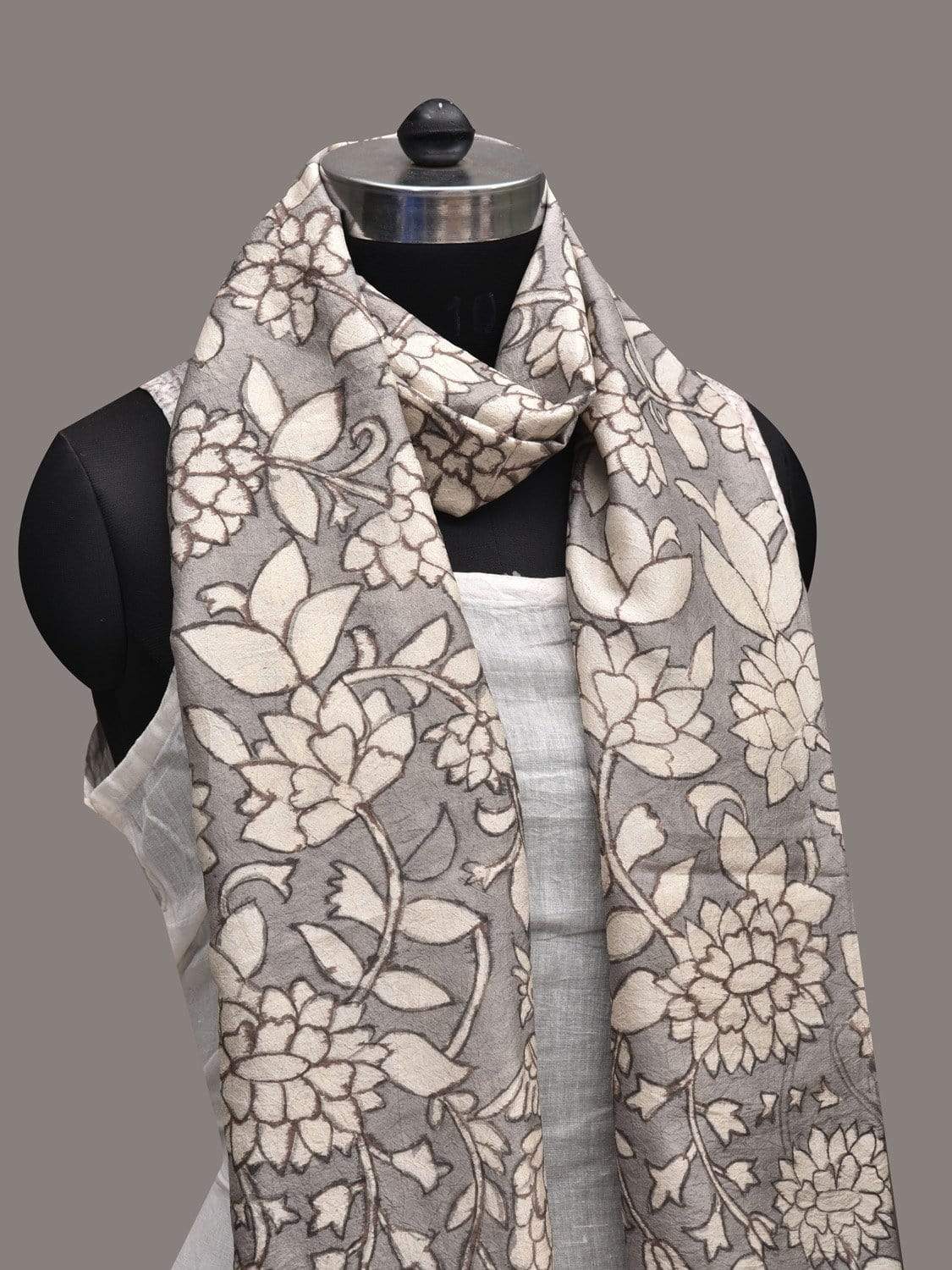 Grey and White Kalamkari Hand Painted Silk Handloom Stole with Peacocks and Floral Design ds2562