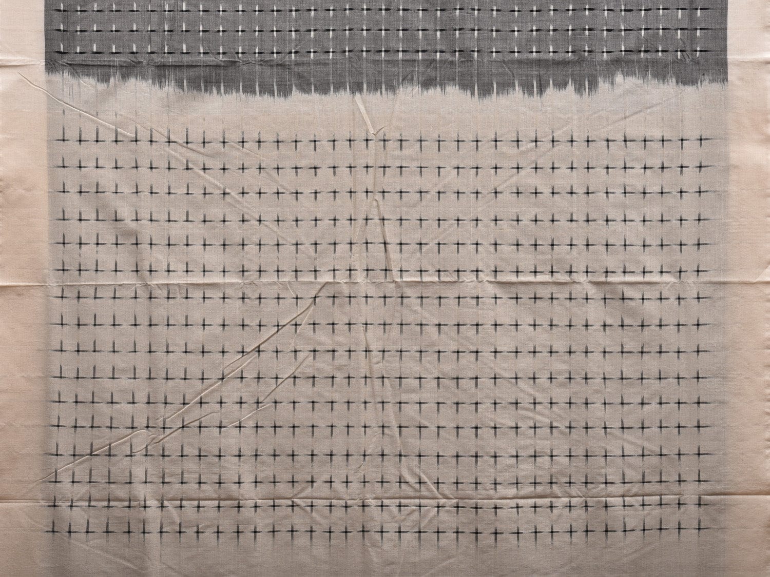 Grey and White Pochampally Ikat Cotton Handloom Saree with Plus Buta Design i0659